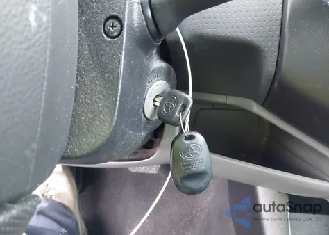 2013 Toyota Tacoma z USA, uszkodzony, nr VIN 5TFJX4CN8DX036191